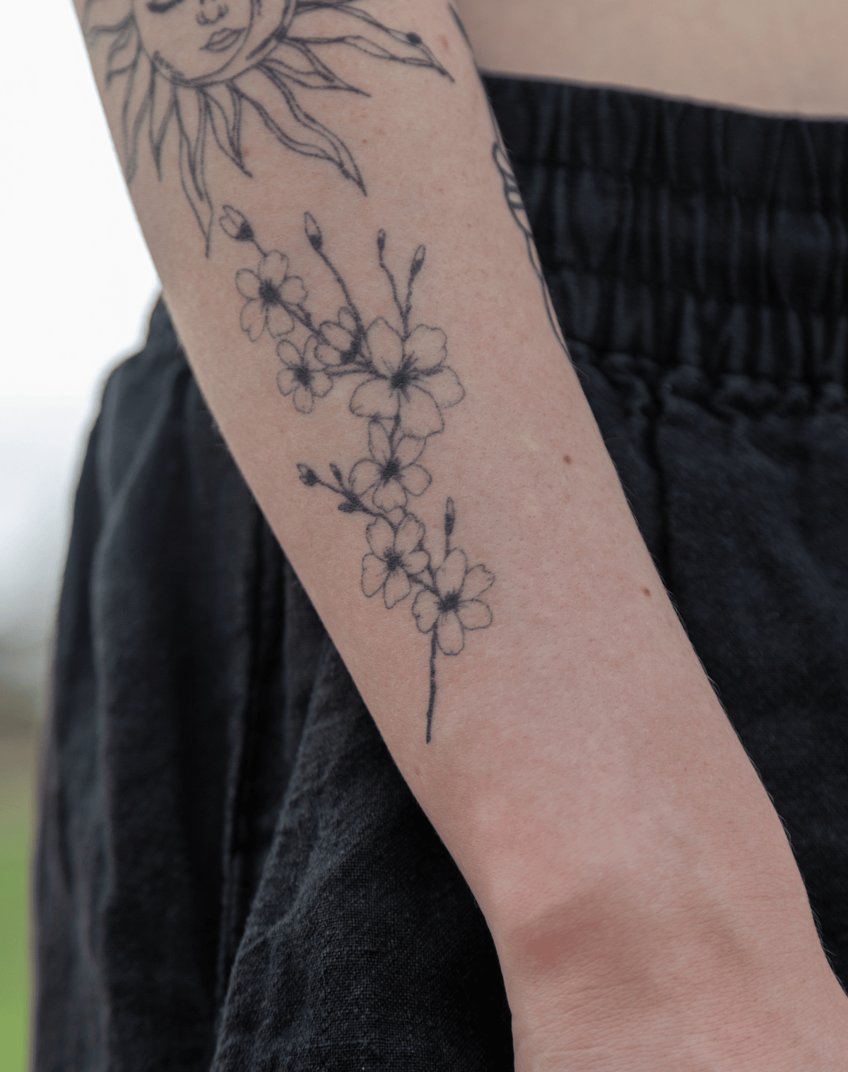 Blossoming Petals 2 Pcs