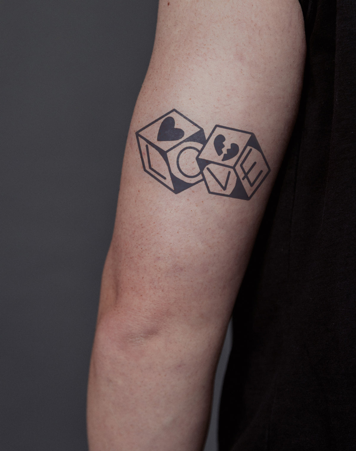 Dicey Love 2 Pcs