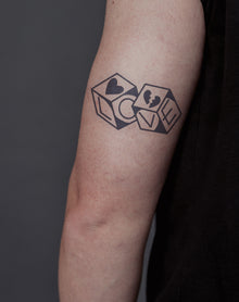 Dicey Love 2 Pcs