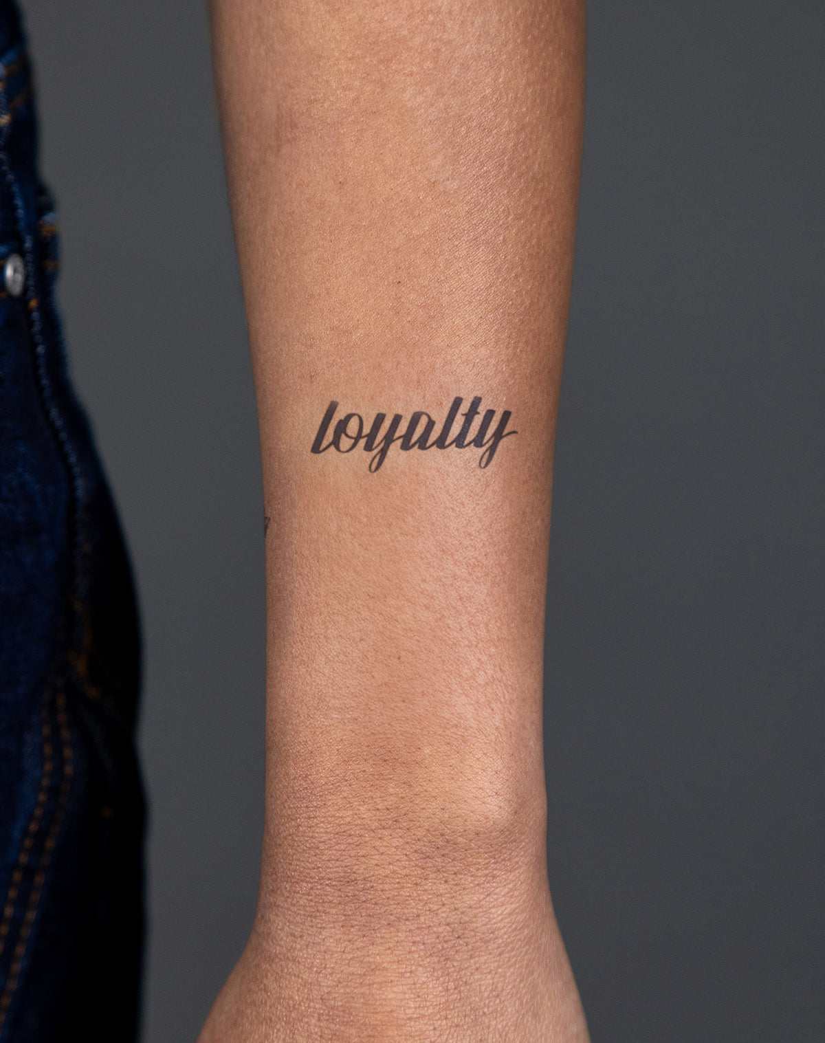 Loyalty 2 Pcs