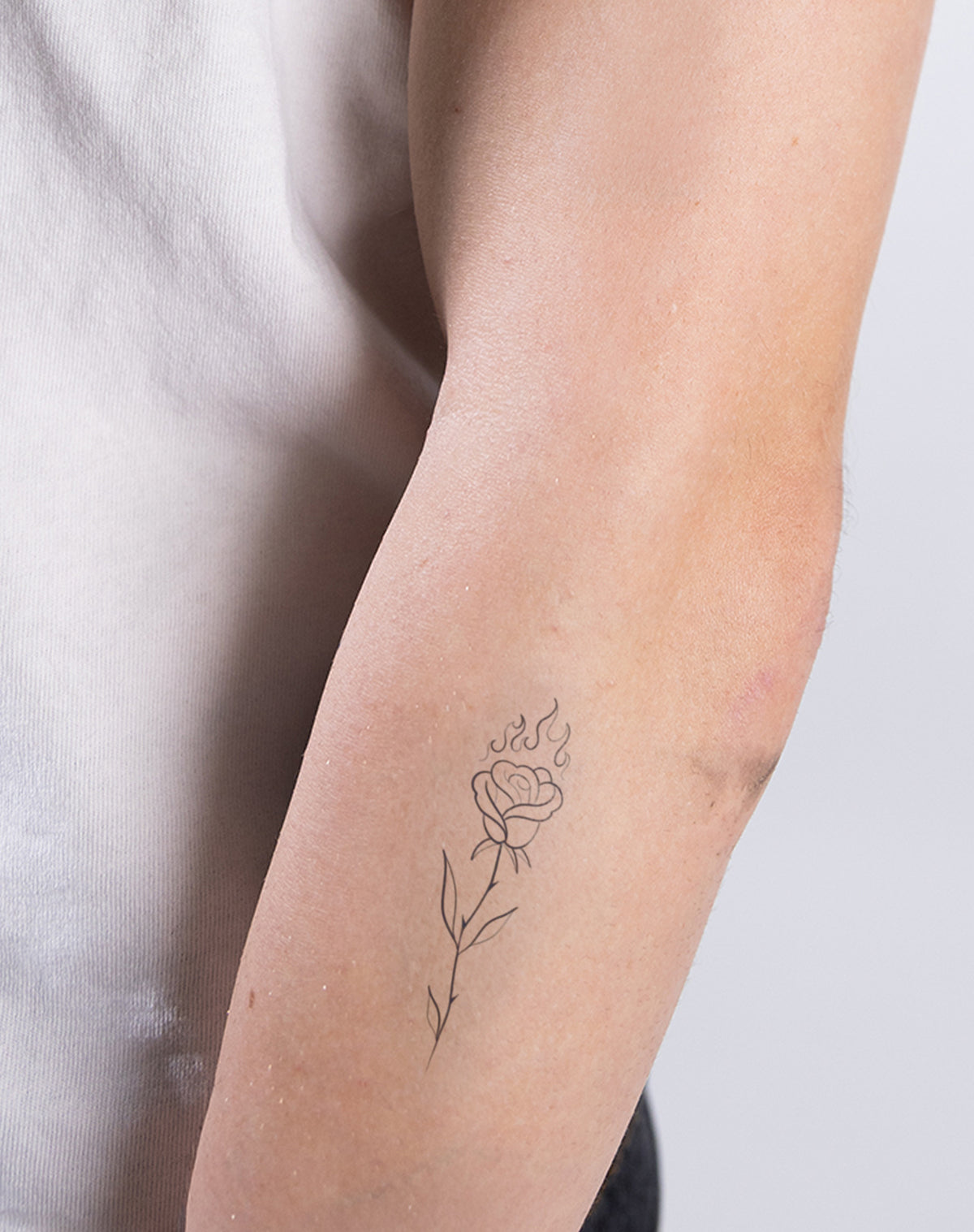 Rose Undone 2 Pcs
