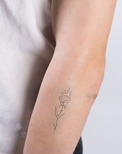 Rose Undone 2 Pcs